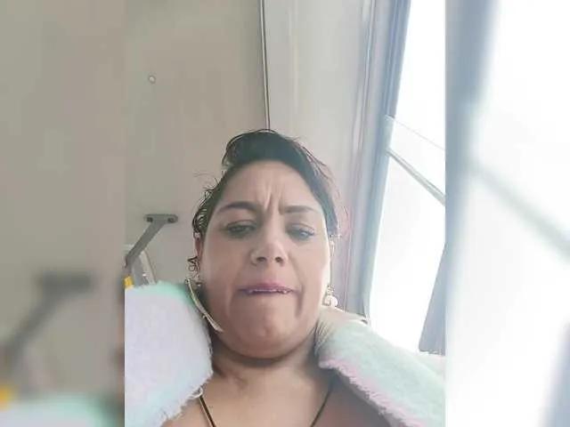 AlexaBrown12 on BongaCams