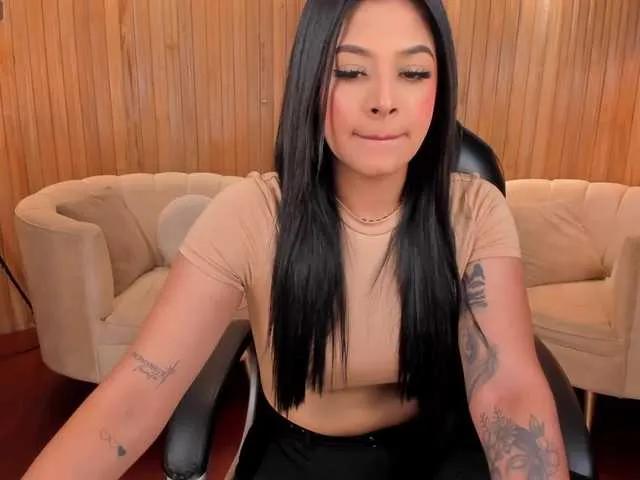 AlyssaDean on BongaCams