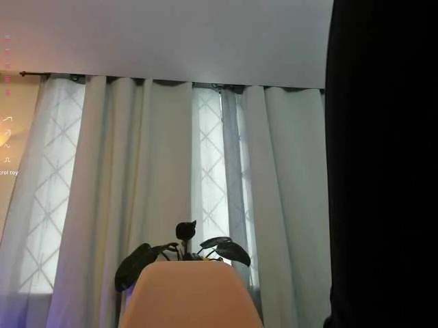 Arianne-ferrer on BongaCams