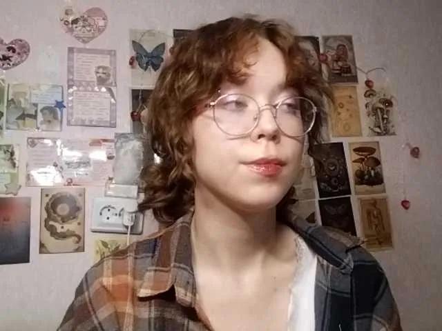 AthenaPopple on BongaCams