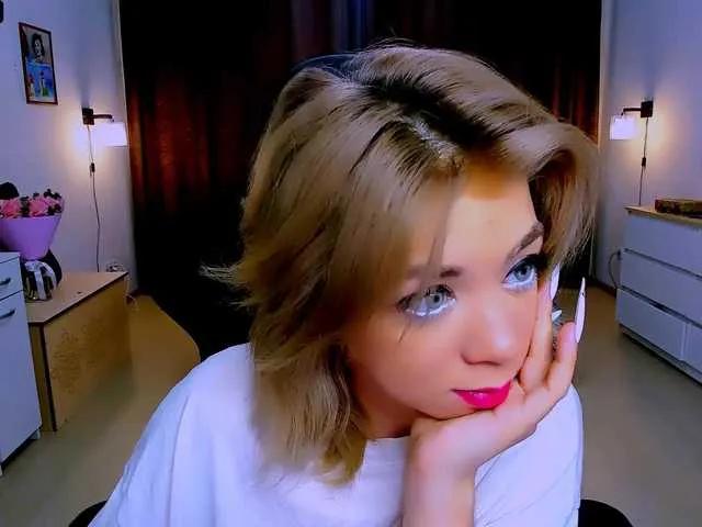 BabyNicole on BongaCams