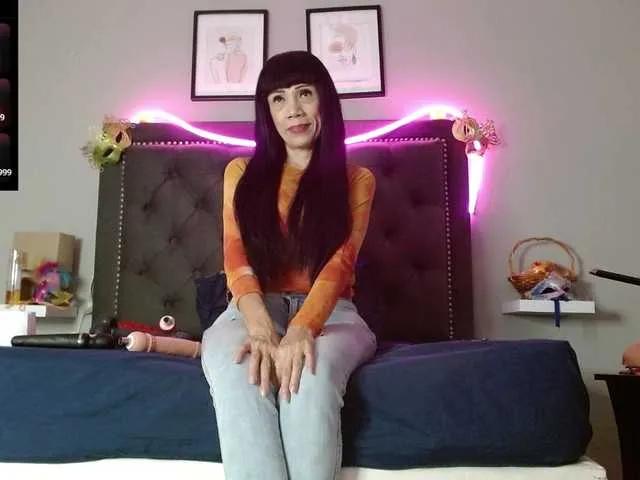 CharlotteLemke on BongaCams