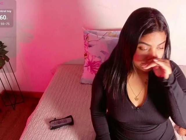 curvybrunnett on BongaCams