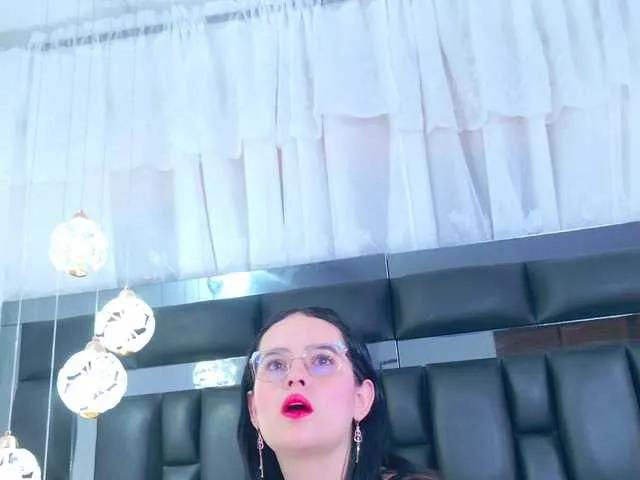 DahianaMoss on BongaCams