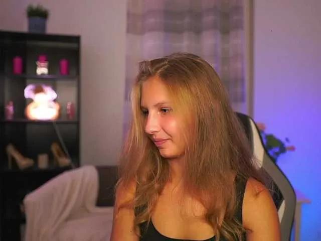 emmiemurray on BongaCams
