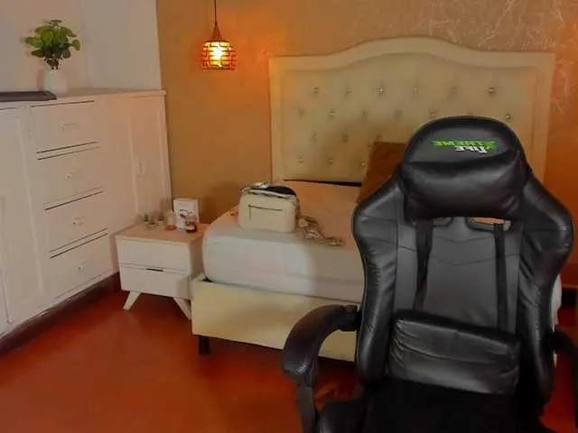 Hadley- on BongaCams