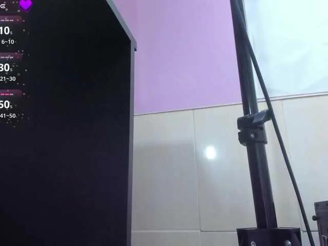 helenn-diaz on BongaCams