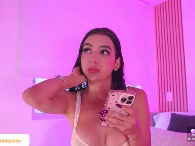 LillyThomps on BongaCams