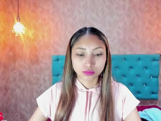 MadelineDollx on BongaCams