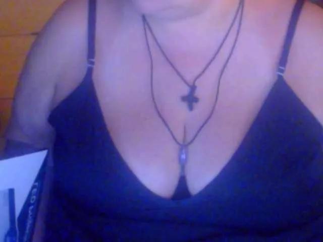 mayalove4u on BongaCams