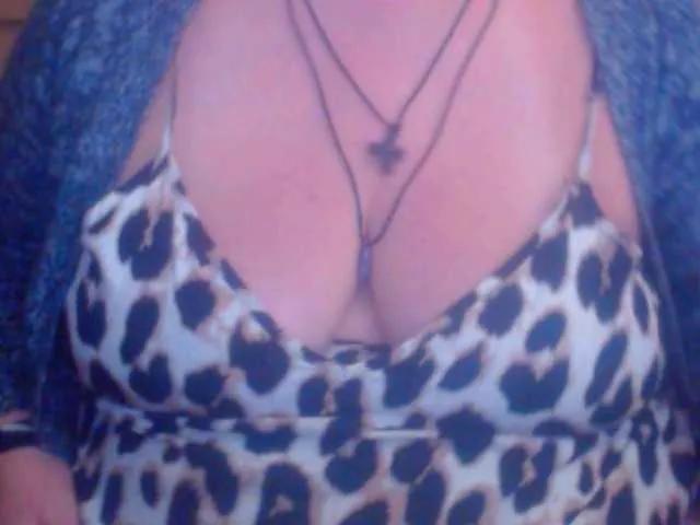 mayalove4u on BongaCams