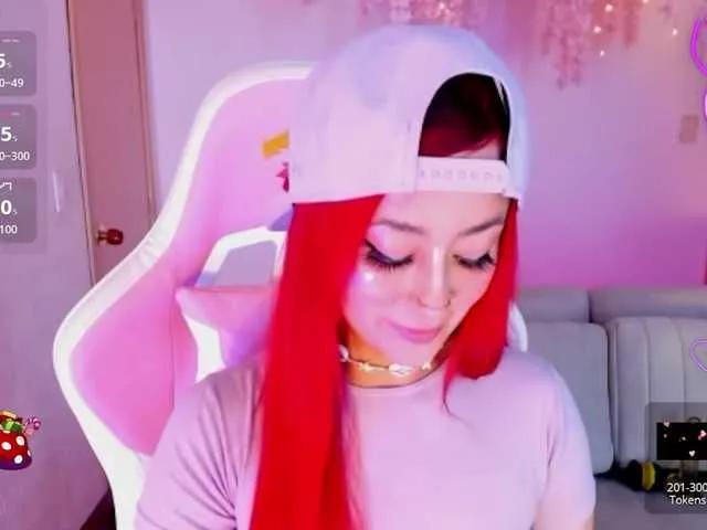 Mia-Bloom on BongaCams