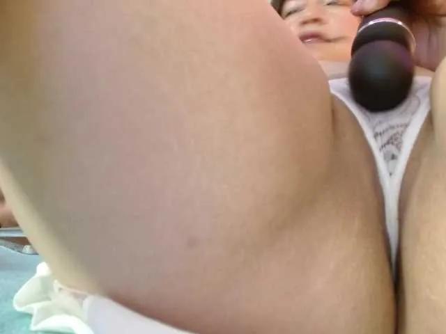 monickhot303av on BongaCams