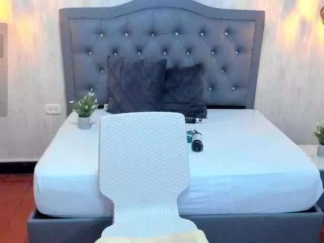 Nathalia-rodriguezz on BongaCams