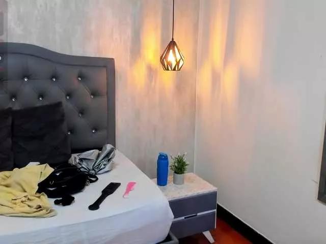 Nathalia-rodriguezz on BongaCams