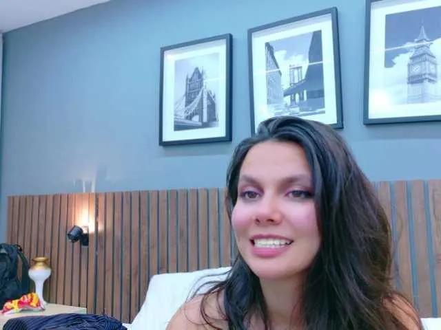 RubyScarlett on BongaCams