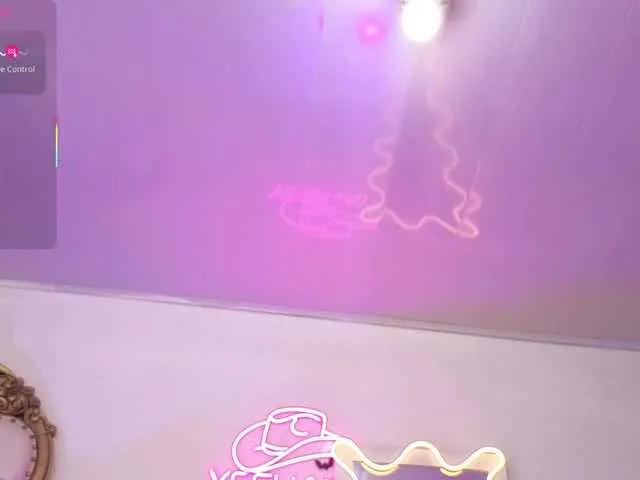 SAAYA-TAY on BongaCams