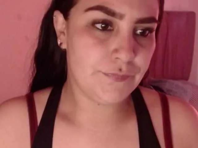 salmalopez on BongaCams