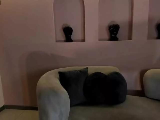 ScarlettBoss on BongaCams