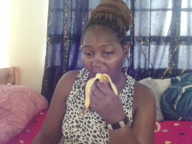 Sexxy-pretty24 on BongaCams