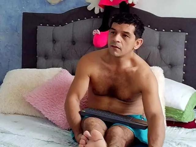 Sharit-Latina on BongaCams