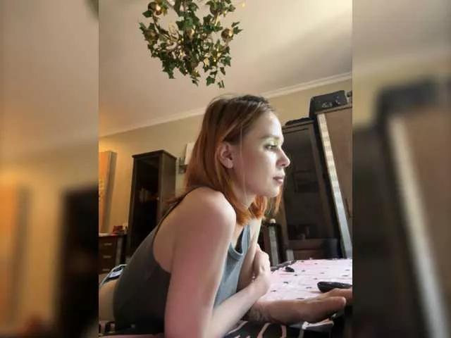 thechloee on BongaCams