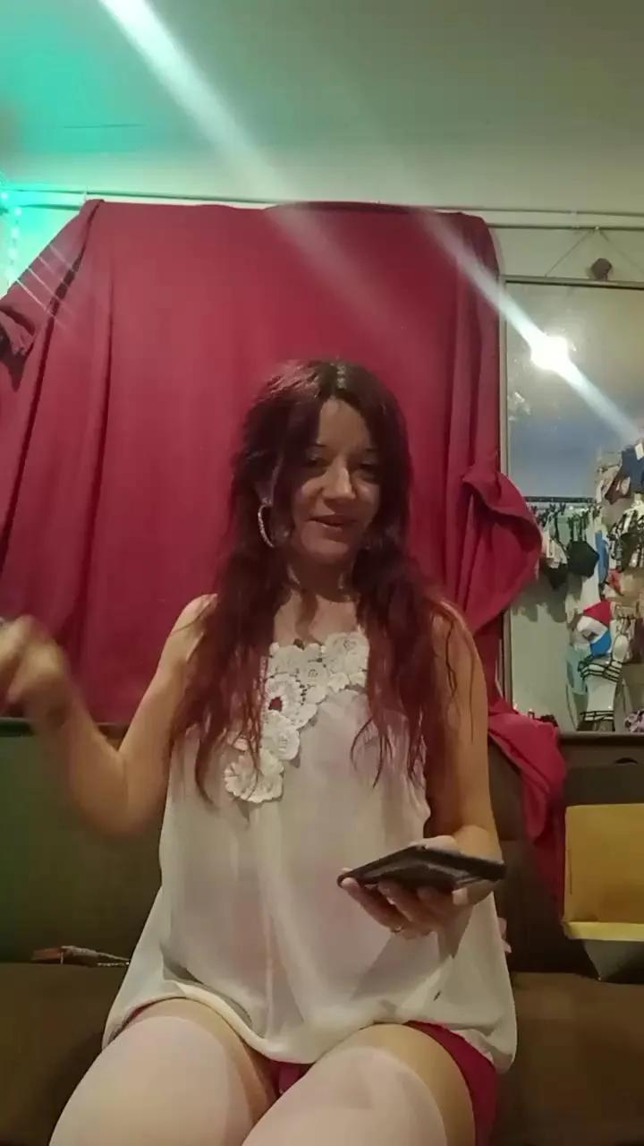 AlejandritaMilf on Cam4