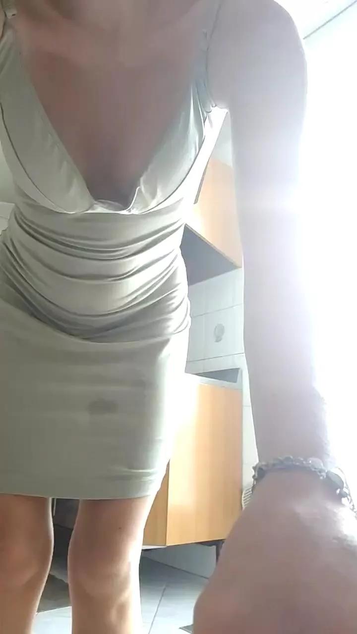 Annarellapika on Cam4