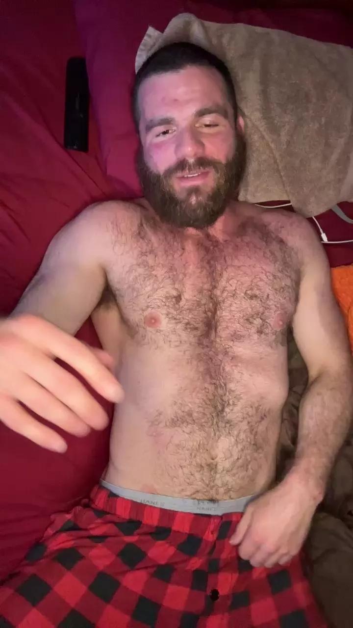 Bighairytopping on Cam4