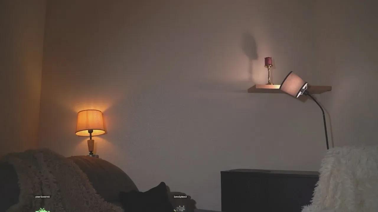 OdetteAllenson on Cam4