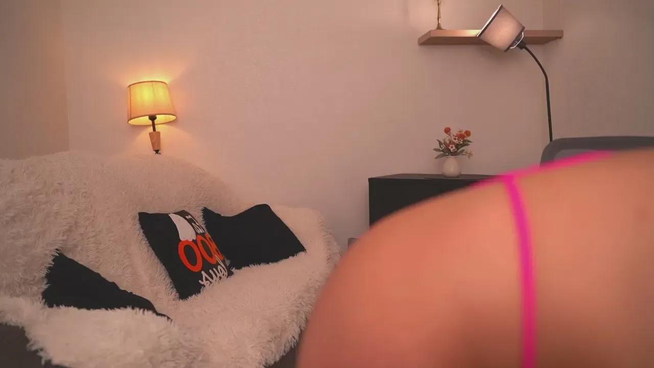 OdetteAllenson on Cam4