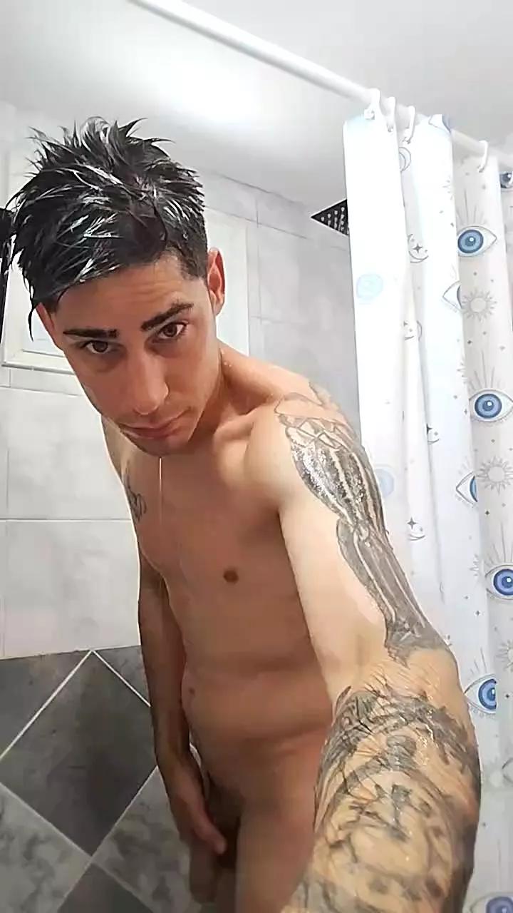Pabloxx24 on Cam4