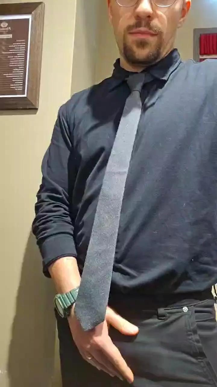 Publicdick97 on Cam4