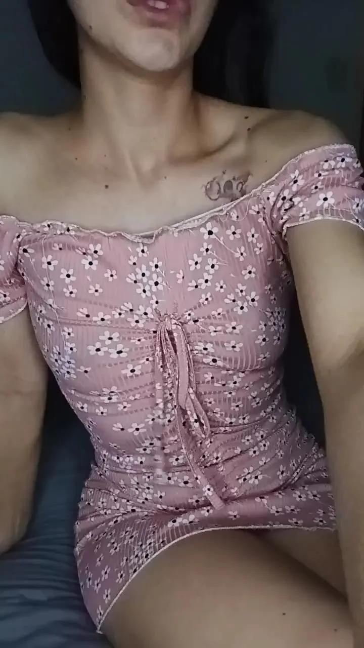 Queen_hot888 on Cam4