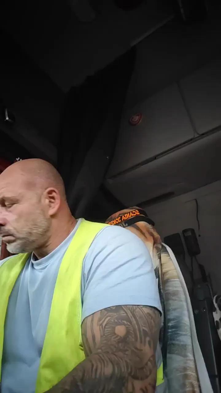 Tigrebianca1974 on Cam4