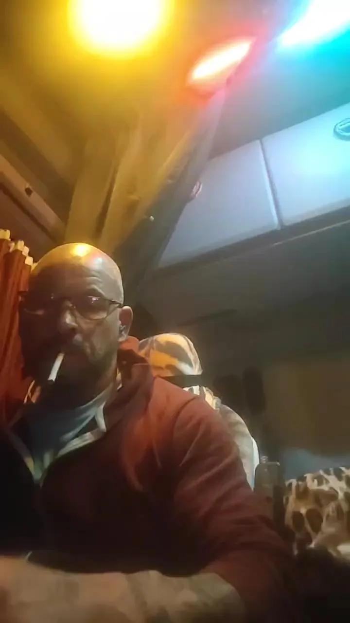 Tigrebianca1974 on Cam4