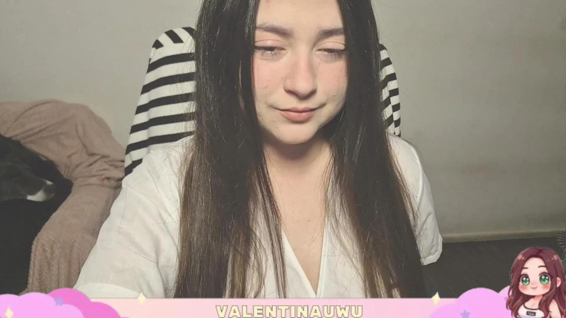 Valentinauwu on Cam4