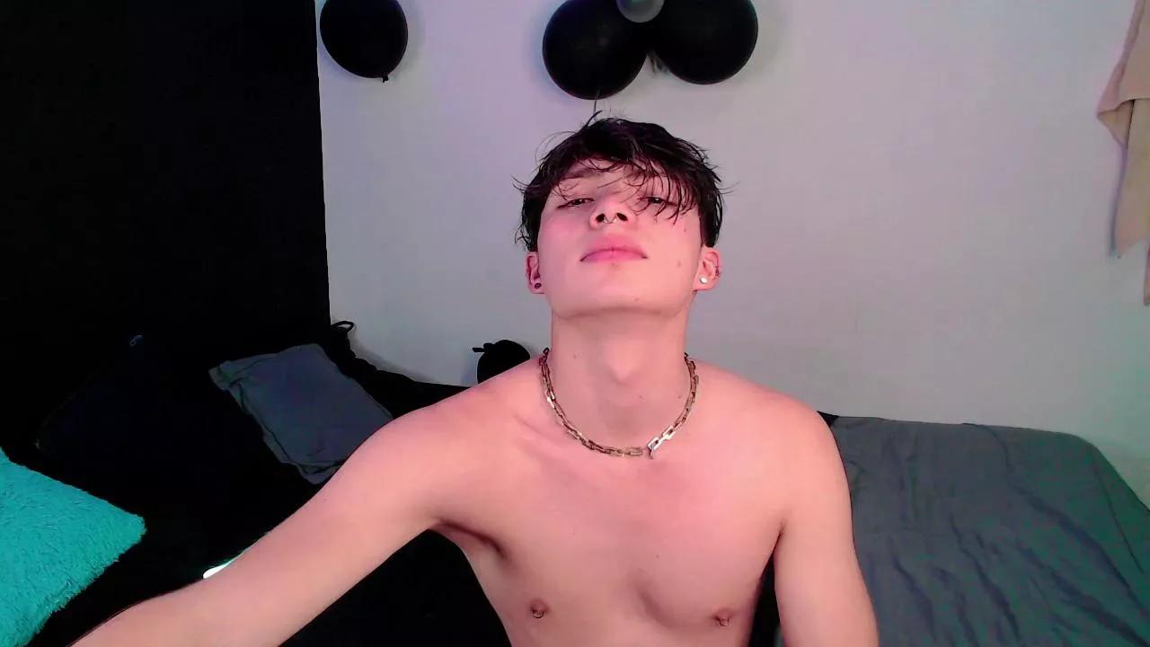 venezuelanguys on Cam4