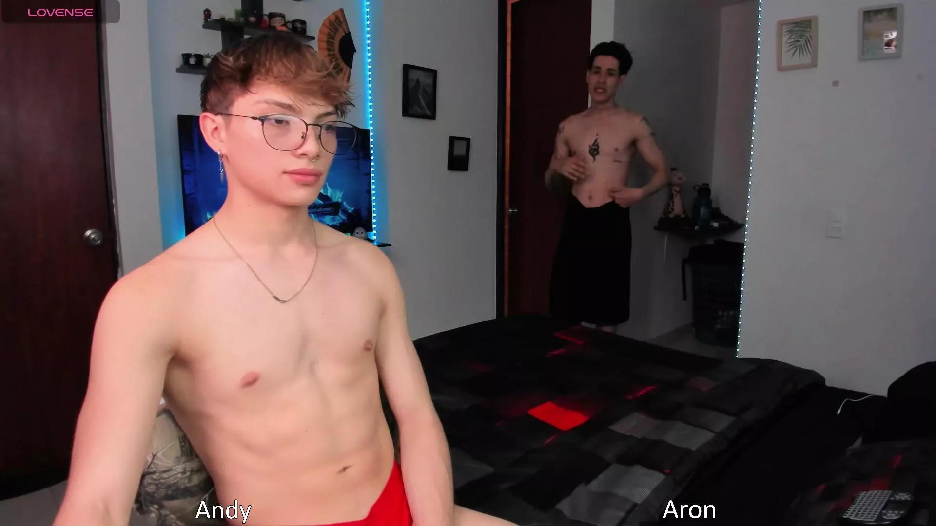 venezuelanguys on Cam4