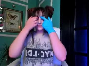 1munique on Chaturbate