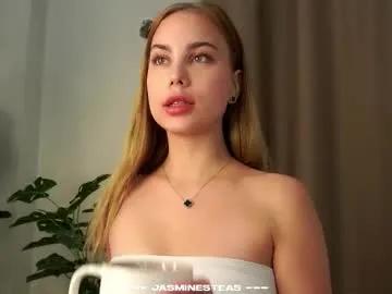 _jasminestea_ on Chaturbate