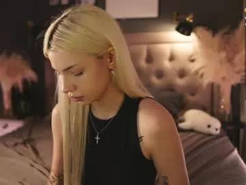 _miumiu_ on Chaturbate