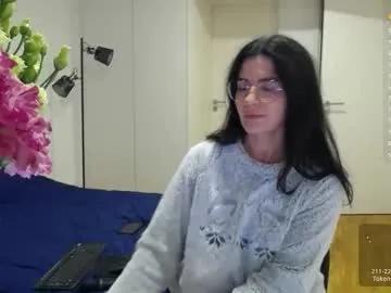 adelina_shine on Chaturbate