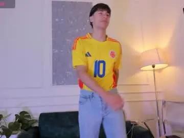 alessandro_dybala on Chaturbate