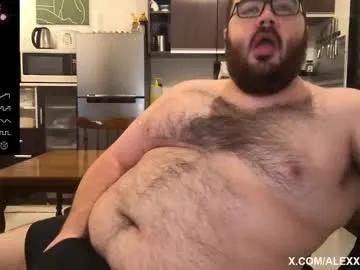alexxxbear on Chaturbate