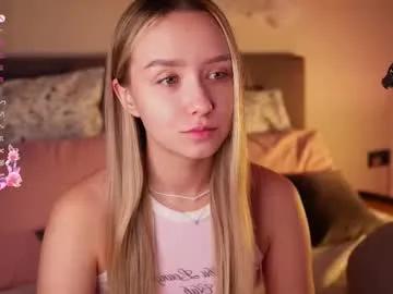 alodiaacomb on Chaturbate