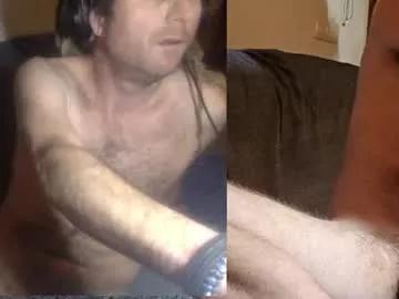 alvarooo1111 on Chaturbate