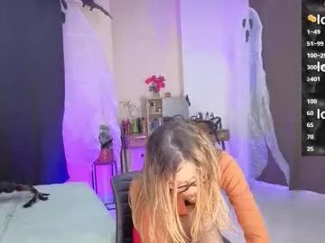amelieaxie on Chaturbate