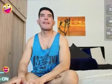 andrewstelee on Chaturbate