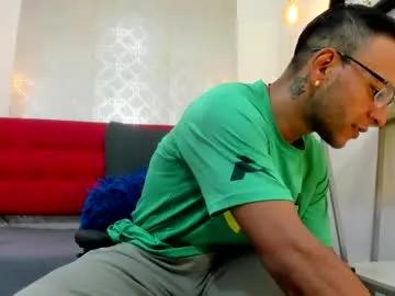 andrey_u92 — GOAL: cock hard [86 tokens remaining] Muscles, oil and pleasure ... do you dare to continue seeing? #bigcock #master #muscle #party #dirty